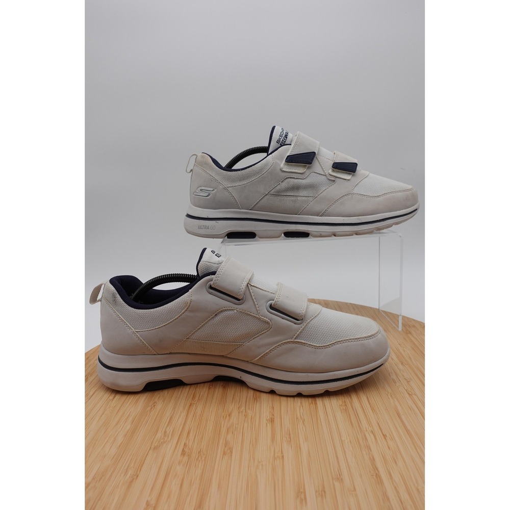 Skechers GOwalk Shoes Mens Size 10.5 44 White Walking Hook Loop Sneakers 55515